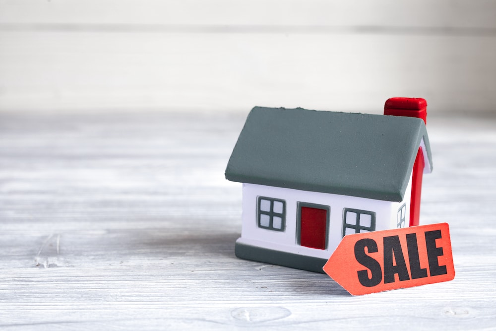 12 Ways to Sell a Home